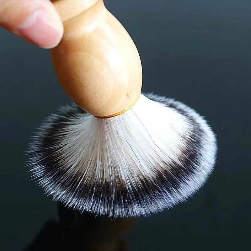 Četka za bradu od čvrstog drveta, za brijanje i njegu