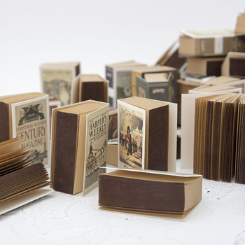 Užrašų knygelė – kūrybiška retro mini užrašų knygelė dėžutės formos degtukų dėžutės stiliaus, atplėšiami lapai, kraft popieriaus viršelis, 40 g popierius, daugiau nei 100 puslapių