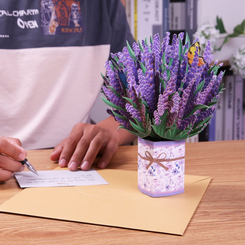 Carte de felicitare 3D cu lavandă | realizată manual | Ziua Mamei | stil: ilustrație pictată manual | categorie: felicitări