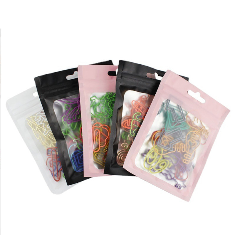 Kreatīvas biroja klipses, metāla un plastmasas, dažādu formu (radošas, dzīvnieki, izliekti, personalizētas, īpašu formu); modeļs YZM006; iepakojums maisiņos; piemērotas kā biznesa dāvanas