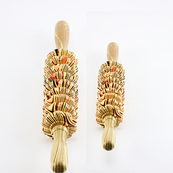 Medinis devynių ratukų masažuoklis visam kūnui, mechaninis valdymas, be elektros tiekimo, nuolatos reguliuojama greitis, 1 konveksinė apvali masavimo galvutė, tinka kaklui, nugarai, juosmeniui, kojoms, sėdmenims ir pėdoms