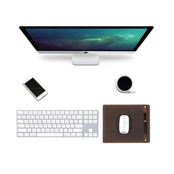 Mažas pelės kilimėlis iš Crazy Horse odos su rašiklio skyriaus kišene, kvadratinis biuro kilimėlis, vienpusis, OEM pritaikymas