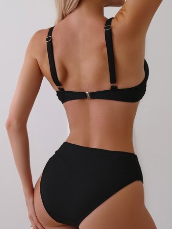 Χωριστό μαγιό μπικίνι με ενσωματωμένη στήριξη και επένδυση για το στήθος; ύφασμα πολυεστέρα και ακέτατη ίνα; στυλ: τρίγωνο μπικίνι, σλιπς, φούστα, χωριστό μαγιό