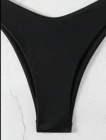 Μπικίνι δύο τεμαχίων με επένδυση για το στήθος, σε σεξουαλικό μοτίβο; εξωτερικό ύφασμα πολυεστέρα, φόδρα με 18% σπάντεξ; χωρίς μανίκια