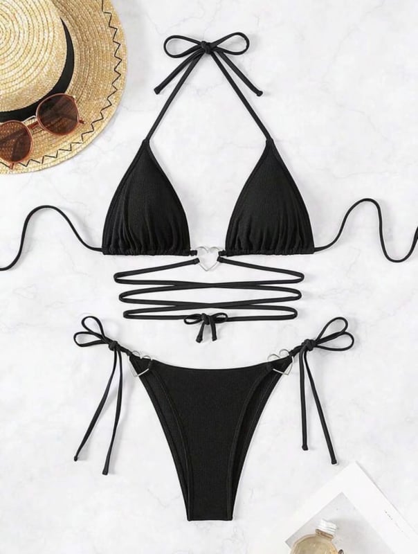 Női két részes bikini: gyorsan száradó, hát nélküli, melltartó párnával, acélmerevítés nélkül; 82% poliészter, 18% spandex bélés, 190 g