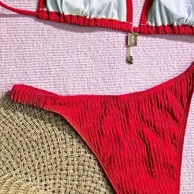 Costum de baie două piese, cu țesătură specială; poliester 82% și căptușeală Spandex 18%; cu burete pentru bust, fără suport din oțel; fără mâneci; croială briefs
