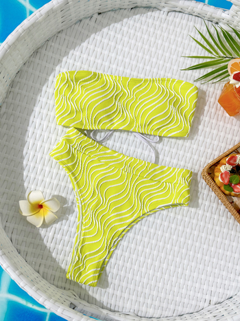 Γυναικείο σετ μπικίνι δύο τεμαχίων: τοπ σωλήνας χωρίς τιράντες και ψηλόμεσο σλιπ· πολυεστέρας 95%, επένδυση 100% πολυεστέρα, μαξιλαράκια στήθους, χωρίς μεταλλική υποστήριξη, κατάλληλο για κολύμβηση