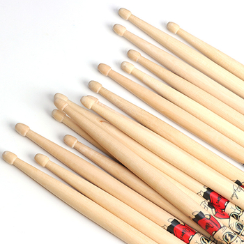 Βαμμένες Maple Drum Sticks για αρχάριους (Υλικό: Maple; Μοντέλο: Maple Drum Sticks; Συσκευασία: πλαστικό ή χαρτόνι; Μάρκα: Jufengqi)