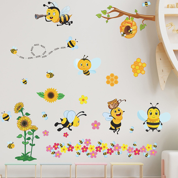 Vaiko kambario sienų lipdukas – animuota bitė, PVC dekoratyvinis lipdukas, modernus minimalistinis stilius, plokščias dizainas