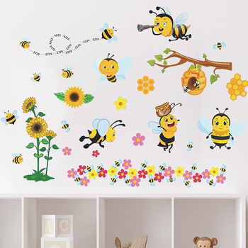 Vaiko kambario sienų lipdukas – animuota bitė, PVC dekoratyvinis lipdukas, modernus minimalistinis stilius, plokščias dizainas