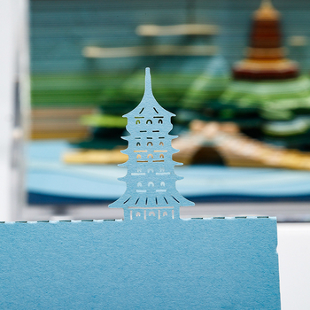 3D popieriaus karpymas – dovanų dėžutė su atplėšiamomis užrašomis (Prekės ženklas: Magic Paper House; Forma: popierinis blokas; Nėra lipimo; IP leidimas: Ne)