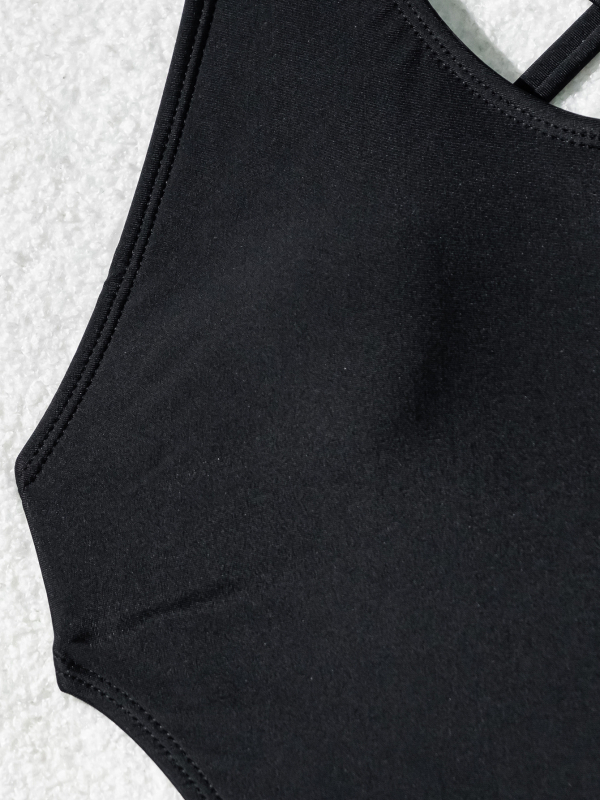 Moterų viengubas maudymosi kostiumėlis, nugara be, vienos spalvos, nailono audinys, pamušalas nailonas 20%