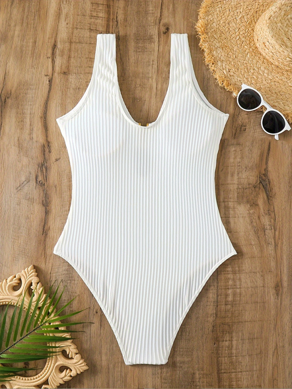 Costum de baie întreg pentru femei — culoare solidă, uscare rapidă, croială conservatoare; cu burete pentru bust, fără suport metalic; exterior din nailon, căptușeală din spandex.