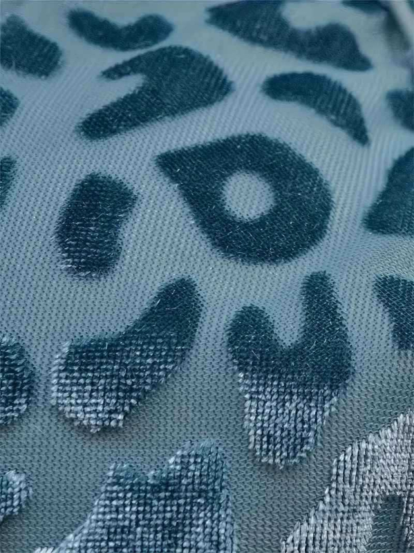 Costum de baie femei, bikini split, cu bureți pentru bust, fără spate, elasticitate ridicată; material: nailon; poliester 82-18; căptușeală: nailon 82-18