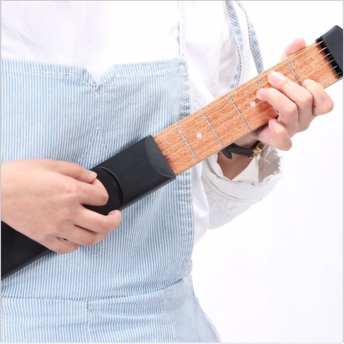 Džepna gitara – trenirač prstiju za oblikovanje ruke i prijelaze akorda