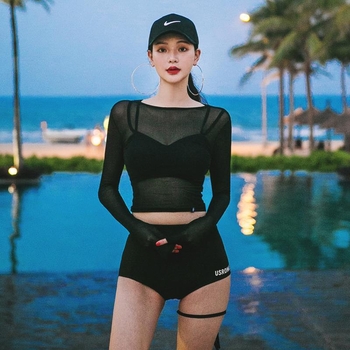 Costum de baie două piese cu protecție UV și acoperire, mâneci lungi, talie înaltă, culoare solidă; material: 80% nailon, 20% spandex; căptușeală: 20% spandex; cu întăritor metalic și pernă pentru bust.