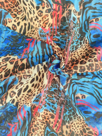 Σετ μπικίνι τριών τεμαχίων με λεοπάρ εκτύπωση, επενδυμένο πάνω μέρος, πολυεστερικό ύφασμα, κατάλληλο για κολύμβηση