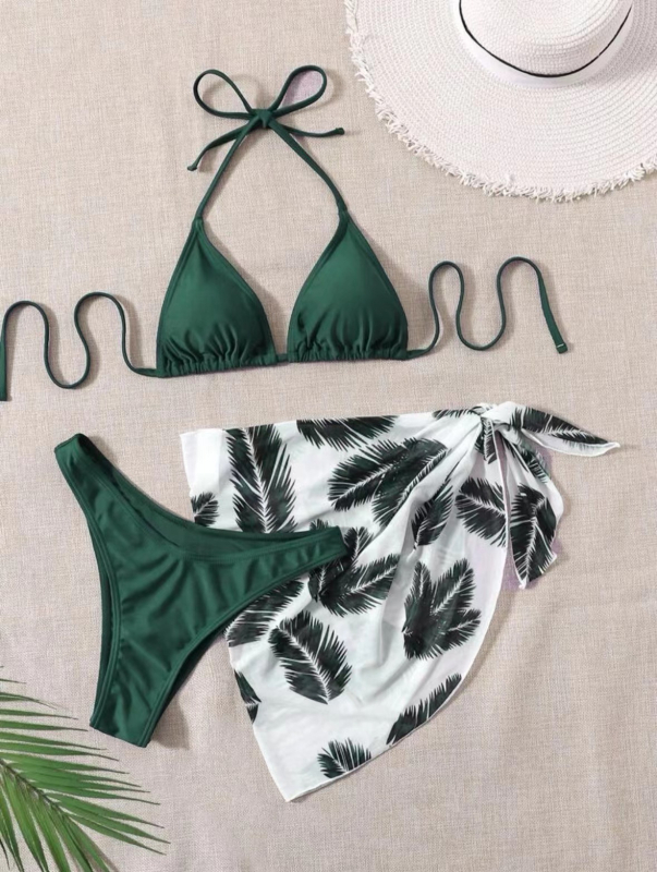 Háromrészes női bikini a strandra tie-dye mintával; poliészter anyag és poliészter bélés; melltartóbetét, acélos alátámasztás nélkül; felnőtt nőknek.