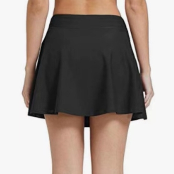 Μονόχρωτο σετ παραλίας με ενισχυμένο σουτιέν (χωρίς μεταλλικά στοιχεία), στενή γραμμή, ύφασμα πολυεστέρα 82% με επένδυση 18%, 200 g, για κολύμβηση και θαλάσσια σπορ