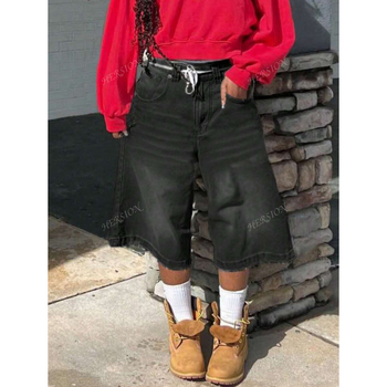 Șorturi Bermuda din denim, croială lejeră, talie cu șnur, căptușite cu fleece, talie dublă