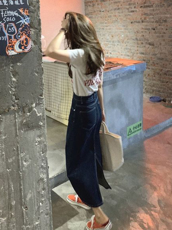 Φούστα A-line με υψηλή μέση, μεσαίο μήκος, PVC ύφασμα, μεσαία ελαστικότητα