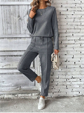 Σετ δύο τεμαχίων: μακρυμάνικη ζακέτα με φερμουάρ και μακριές παντελόνες; μονόχρωμο ύφασμα; πολυεστέρας ≥95%; φθινοπωρινή έκδοση 2025.