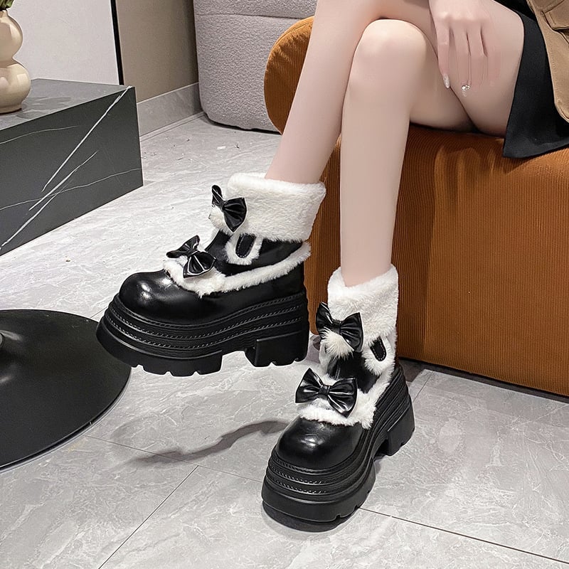 Moteriški Martin batai su pakelta padu, viršus iš mikropluošto, guminė pada, fleece vidus, apvali nosis