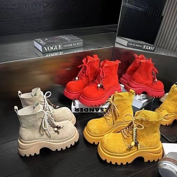 Sieviešu ziemas zābaki ar biezu zoli augšanai, apaļš purns, PU augšdaļa, mākslīgās kažokādas iekšējā zole, aizmugurē rāvējslēdzējs