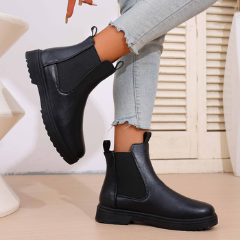Botine Martin pentru femei, înalte, vârf rotund, toc mediu 3–5 cm, închidere cu cataramă, exterior microfibră, căptușeală din piele, talpă din cauciuc