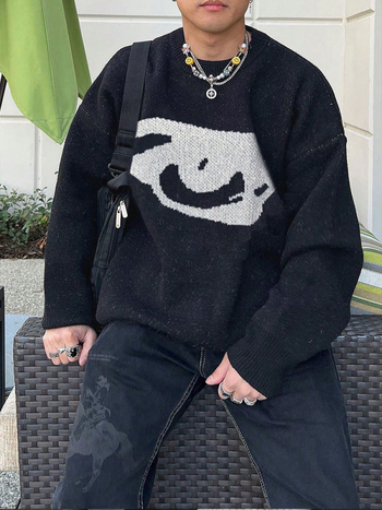 Пуловер с жакардова шарка, свободен силует, кръгло деколте, дълги ръкави, 100% полиестер