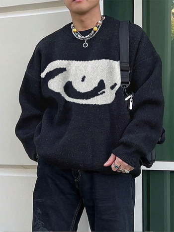 Пуловер с жакардова шарка, свободен силует, кръгло деколте, дълги ръкави, 100% полиестер