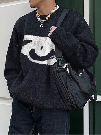 Пуловер с жакардова шарка, свободен силует, кръгло деколте, дълги ръкави, 100% полиестер