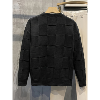 Megztinis, laisvas kirpimas, apvalus kaklas, ilgas siluetas, chenille pluoštas