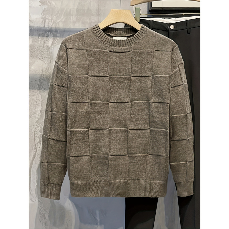 Megztinis, laisvas kirpimas, apvalus kaklas, ilgas siluetas, chenille pluoštas