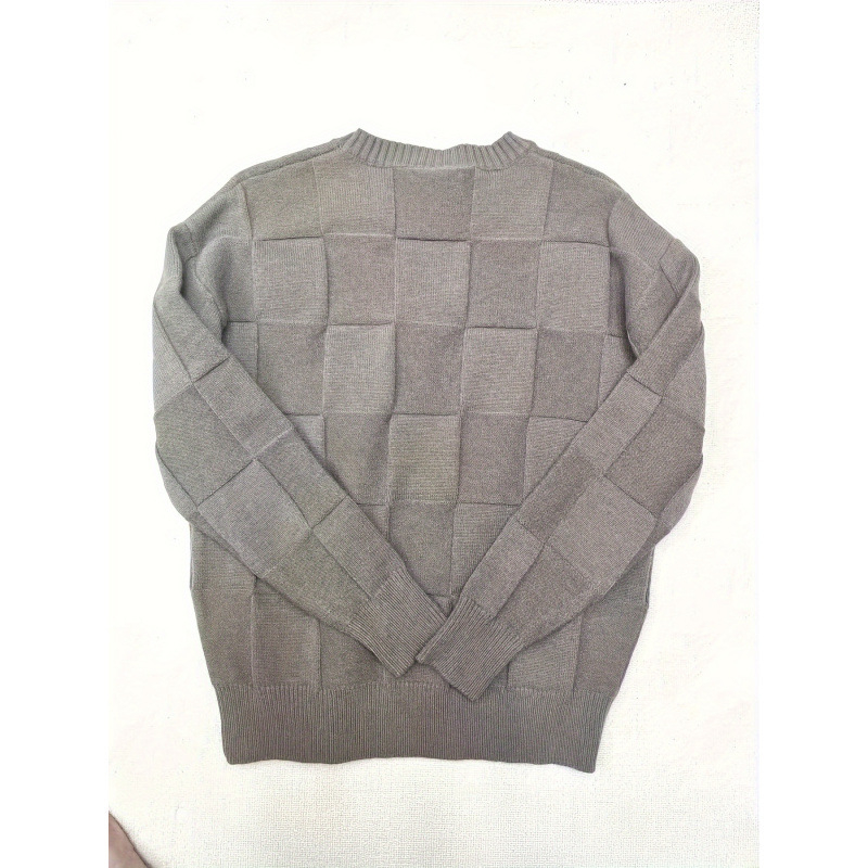 Megztinis, laisvas kirpimas, apvalus kaklas, ilgas siluetas, chenille pluoštas