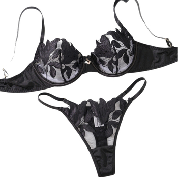 Γυναικείο σετ εσωρούχων με κεντητή δαντέλα, 95% πολυεστέρας / 5% ελαστάνη, συσκευασία σε σακούλα, μοντέλο 25017, κυκλοφορεί φθινόπωρο 2025