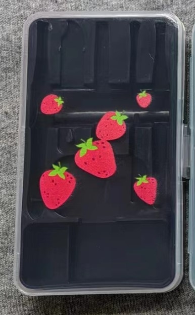 7-dijelni set za njegu noktiju u kutiji od nehrđajućeg čelika s elektroplatiranim završetkom