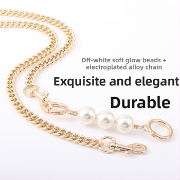 Τσάντα Ornament με λουρί ώμου από σίδηρο, Μοντέλο 68 (Φθινόπωρο 2022)