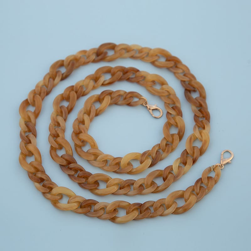 Акрилна верига за чанта през рамо | Мултистилна висококачествена за чанти | Материал: пластмаса | Лицензирана частна марка | Сезон: Зима 2023