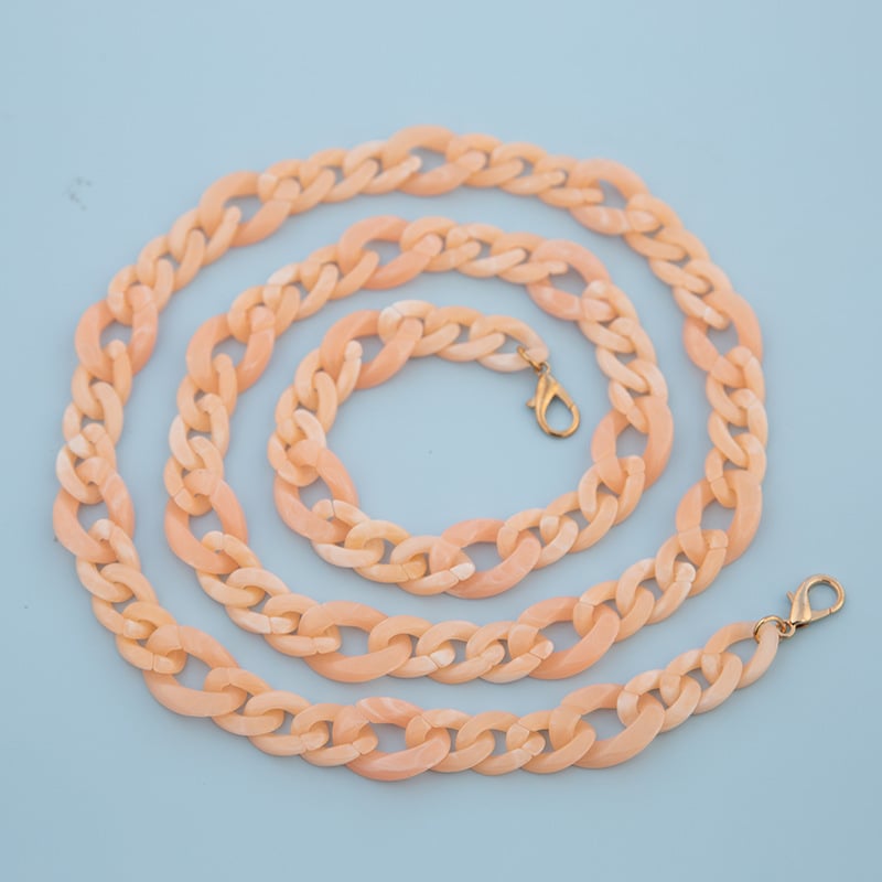 Акрилна верига за чанта през рамо | Мултистилна висококачествена за чанти | Материал: пластмаса | Лицензирана частна марка | Сезон: Зима 2023