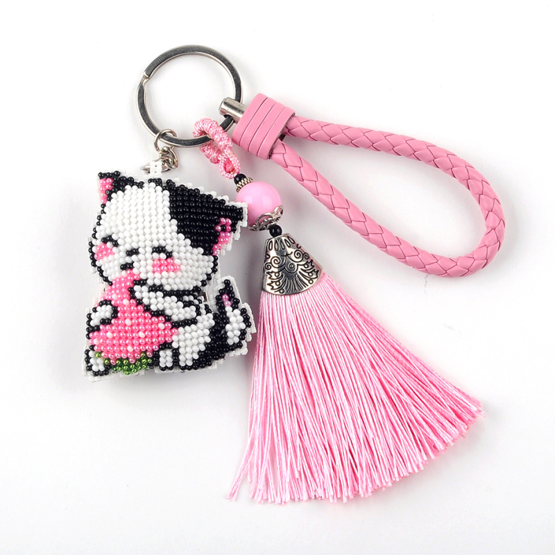 Võtmehoidja karikatürimotiiviga, 14CT ristõmbluse komplekt, plastplaad, kahepoolsed tikandid