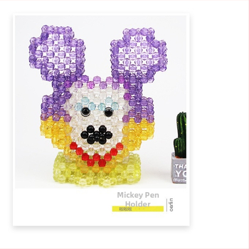 Ακρυλικές ελεύθερες χάντρες – ποικίλες τεχνικές επεξεργασίας, στυλ φρέσκο και γλυκό