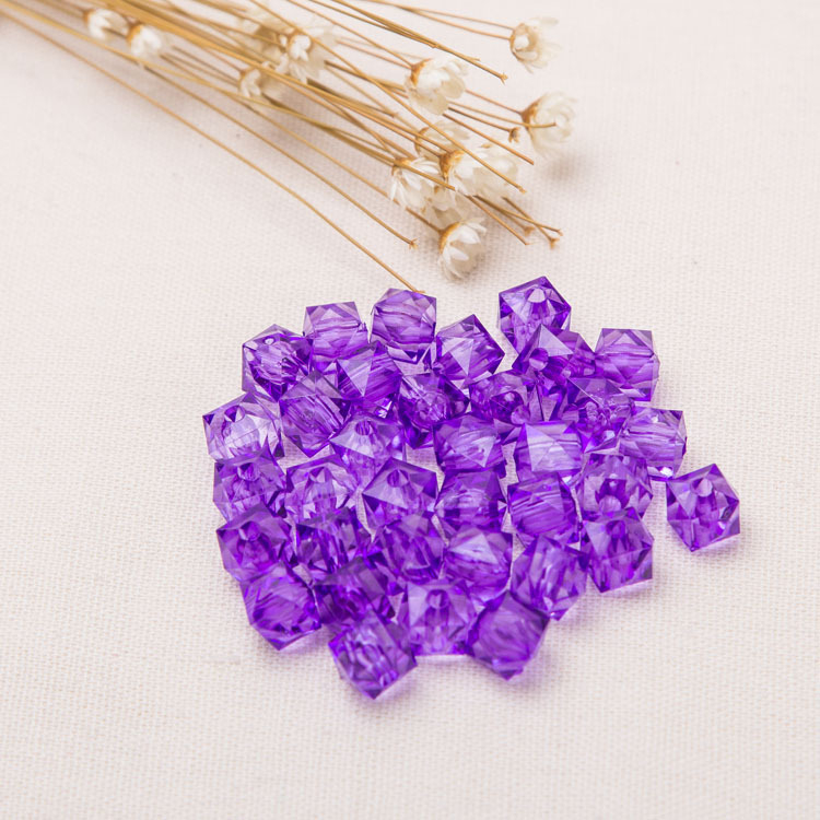 Mărgele acrilice libere – tehnici de prelucrare variate, stil proaspăt și dulce