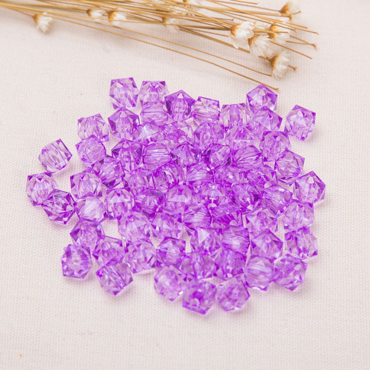 Mărgele acrilice libere – tehnici de prelucrare variate, stil proaspăt și dulce