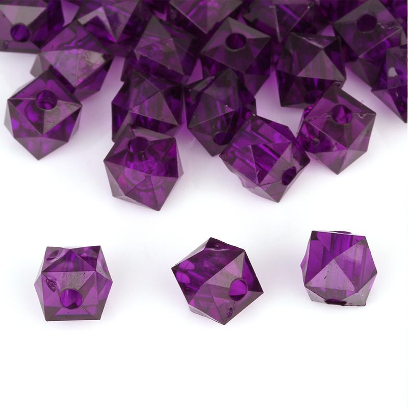 Mărgele acrilice libere – tehnici de prelucrare variate, stil proaspăt și dulce