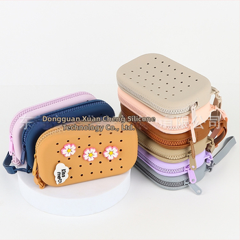 Οβάλ σιλικονούχα καλλυντική τσάντα, στυλ τσαντάκι χεριού, πολυλειτουργική για ταξίδια και αποθήκευση μακιγιάζ, Μοντέλο 0120