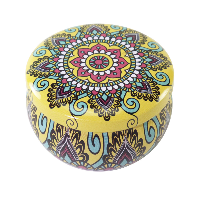 Aromatiskā svece tinplate burkā, Modelis L169, Aromāts D7, Ofsetdrukāšana, Dāvanu kārba