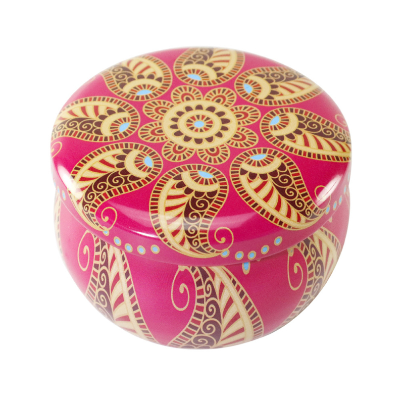 Aromatiskā svece tinplate burkā, Modelis L169, Aromāts D7, Ofsetdrukāšana, Dāvanu kārba