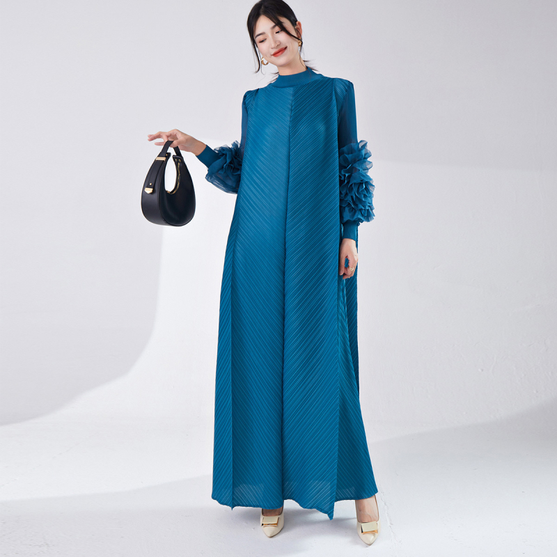 Rochie plisată în linie A, lungă, poliester, guler rotund, mâneci felinar