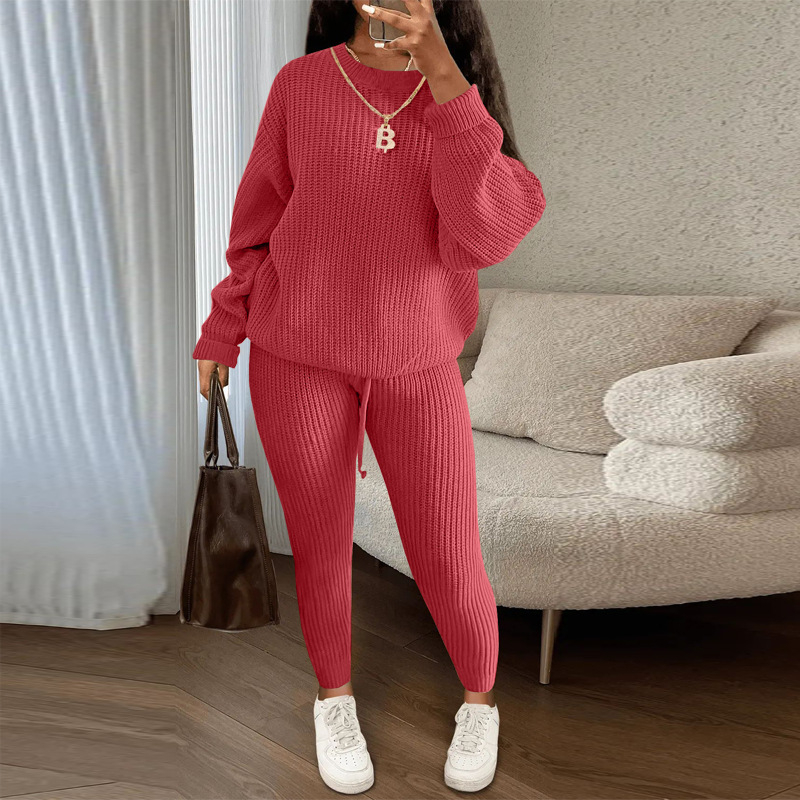Costum tricotat pentru femei cu pantaloni, model solid, modelare la temperaturi înalte, țesătură nylon, 90–95% poliester, primăvara 2025